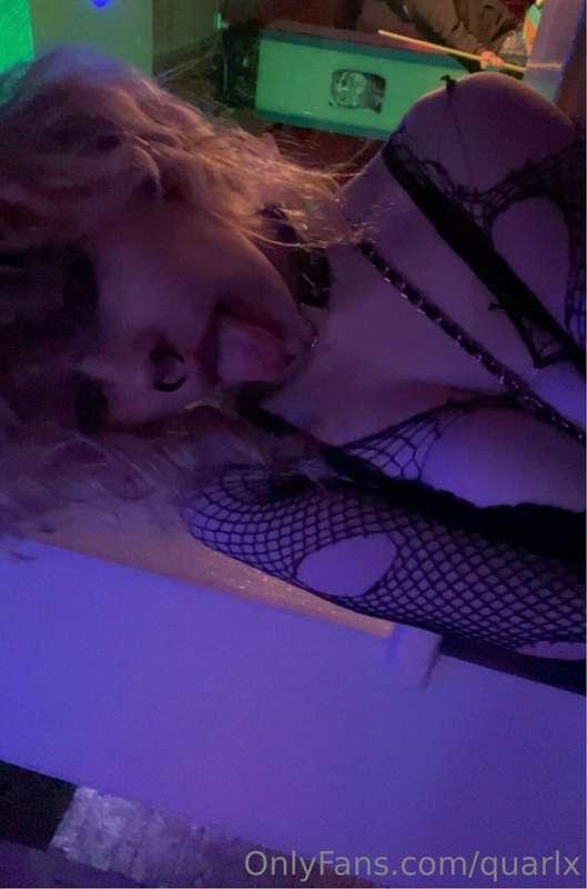 Club last night 😈