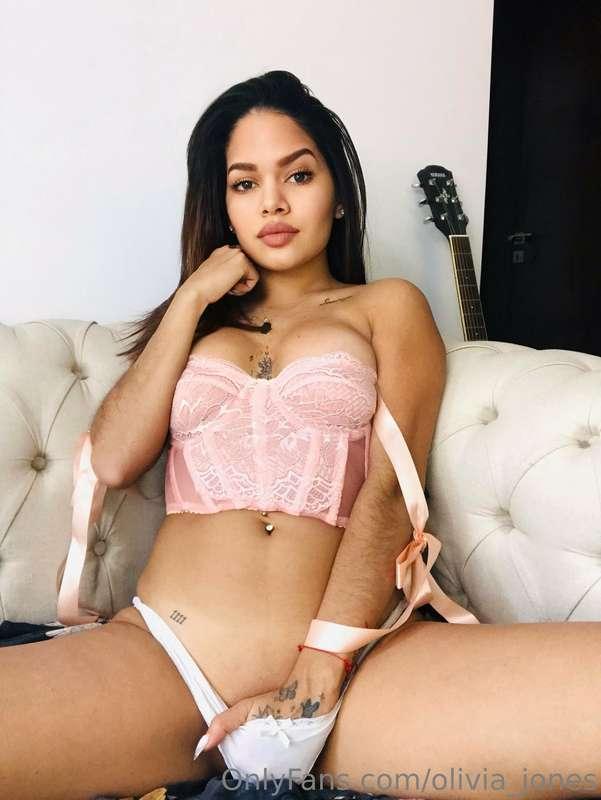 Come play with me baby...🔥🤭 I want to feel your tongue all o..