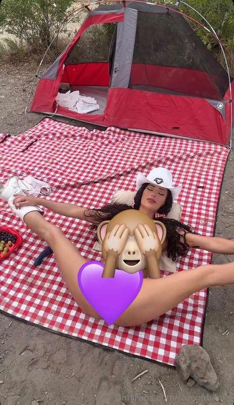 sarenabanks image #2