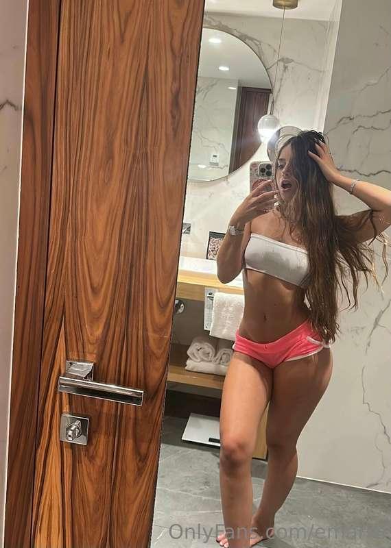These are the tiniest shorts I’ve ever owned 🤭 dm to see the..