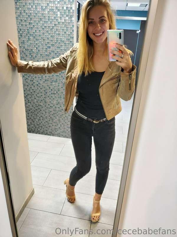 Bathroom selfie