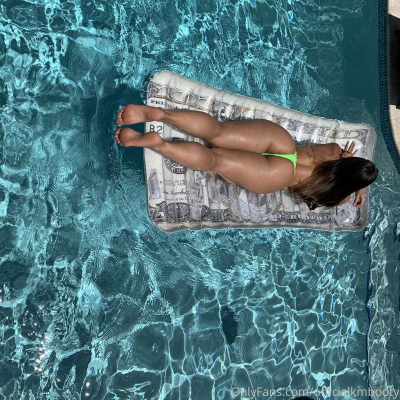 kelsimonroeofficial image #2