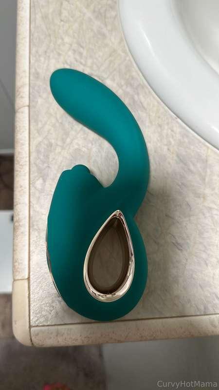 Cum watch me 💦 in the shower with this toy! It was amazing! ..