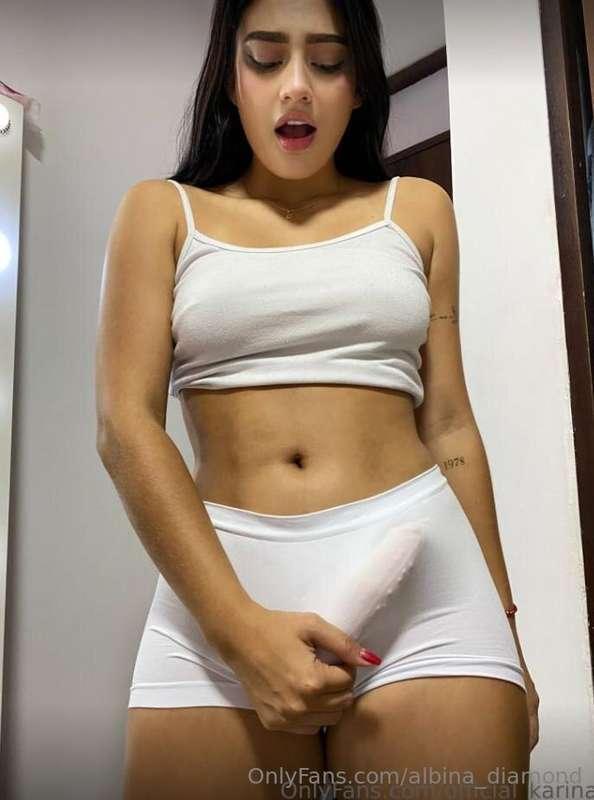 🔥FREE SUB🔥@official_karina IS WET RIGHT NOW💦👅 My girl @offic..