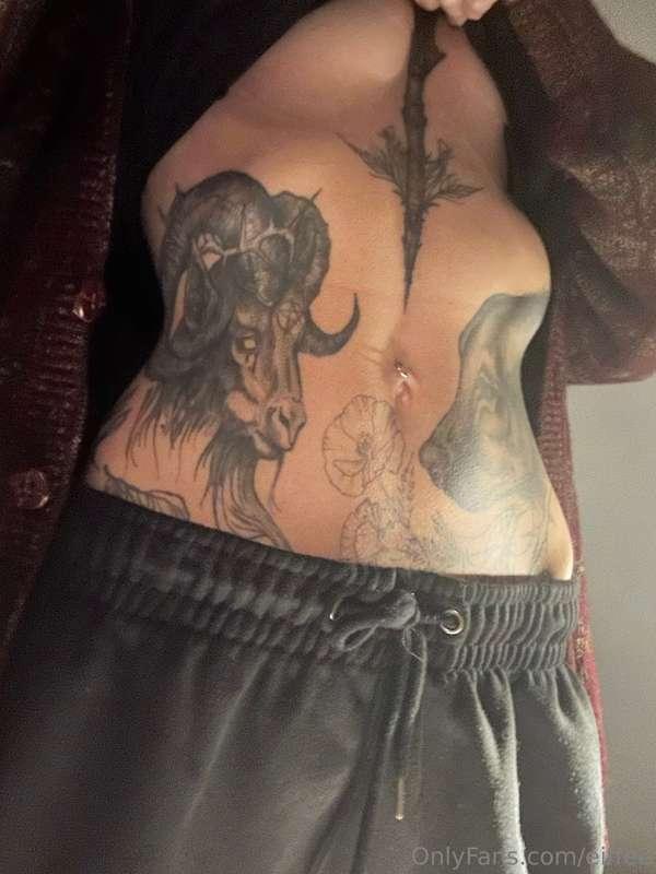 Going to rewatch LOTR soon I have a tattoo ready can you tel..