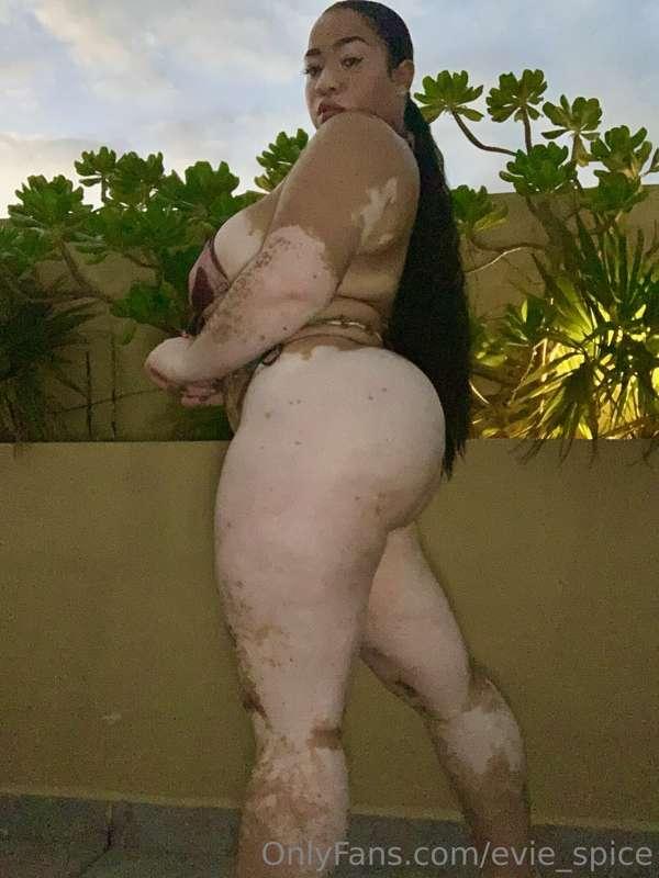 Drop your favorite pick up line in the comments