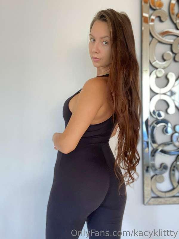 wanna be my work out buddy?