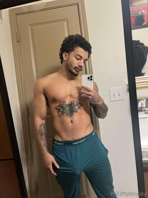 Does it seem bigger now? 👅