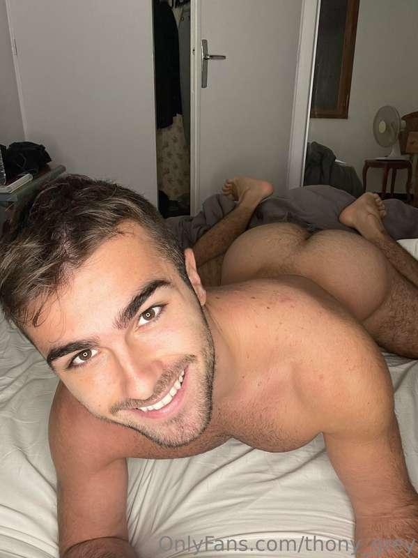 Want to get in ? 😝😏💦👀