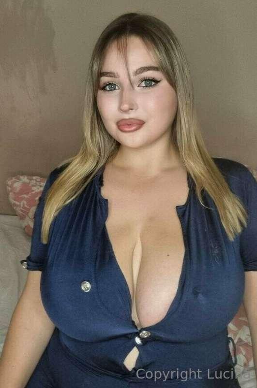 Tip $10 for $4,000 worth of content 💦😉💖

My birthday special..