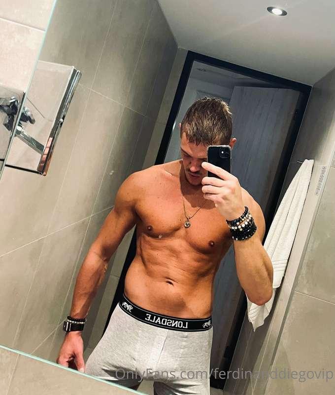 Have a good weekend ✌🏻👅
