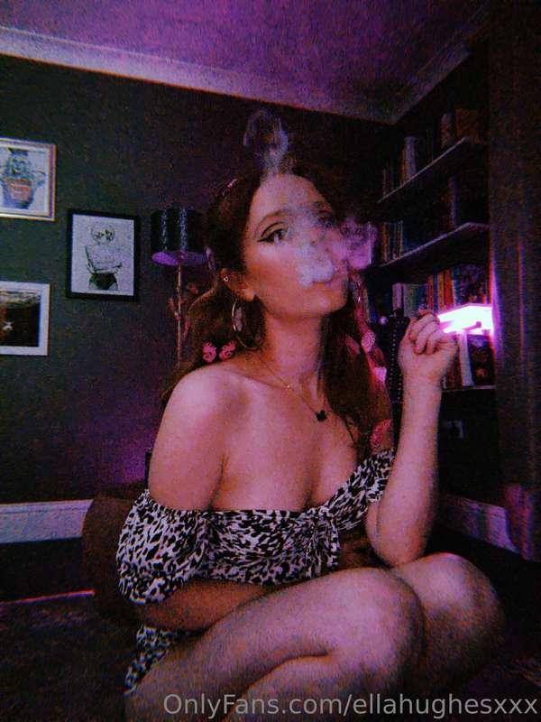 Come and take a walk on the wild side, let me kiss you hard ..