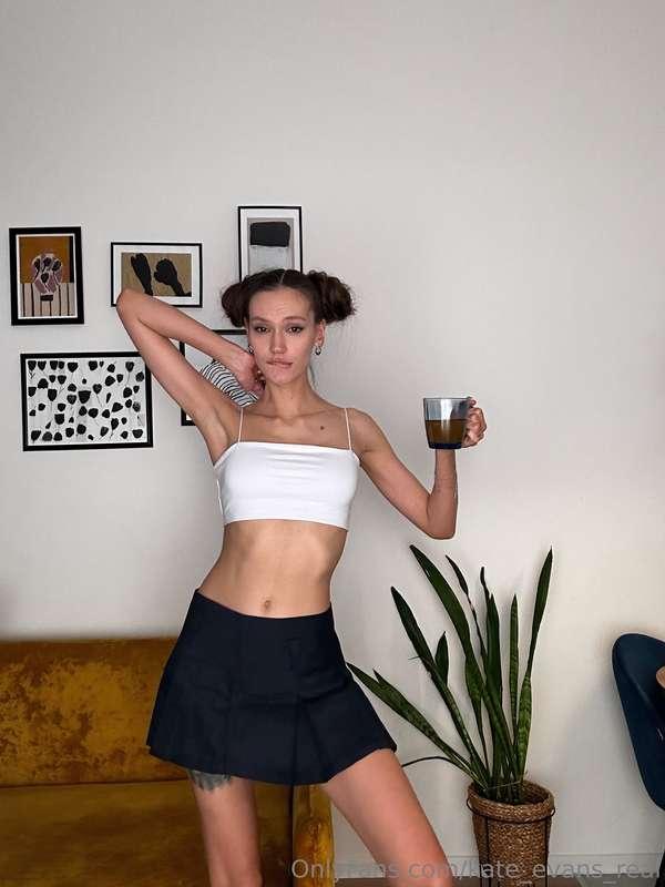 My shopping turned out to be long🤤 How do you like my new sk..