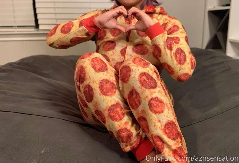 Netflix n chill for the weekend? I’ve got your snack ready s..