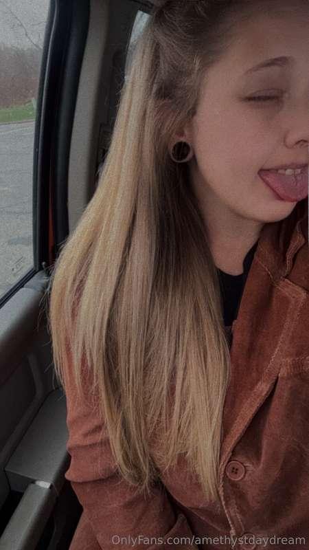 Gimme something in my messages to get wet over