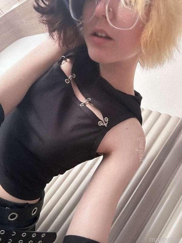 Today I shot a full set, it was a very bright day, but unfortunately, I'm too tired, and now I only have time for sleep. I'll try to be back tomorrow🤍🤍🤍