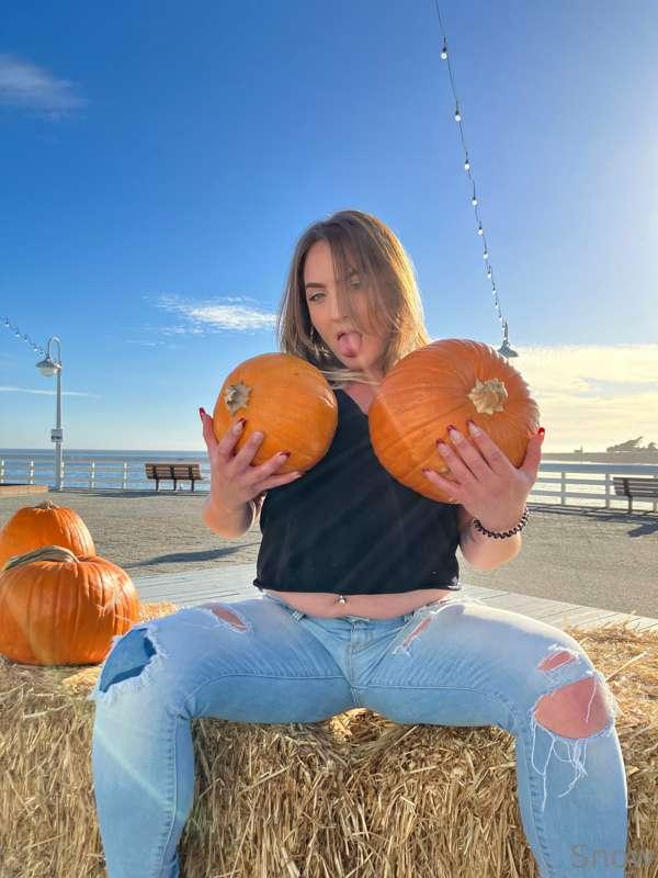 Happy 🎃🎃🎃🎃