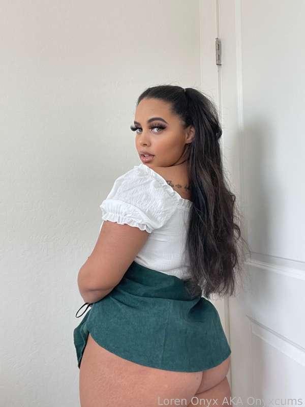 onyxcums image #3