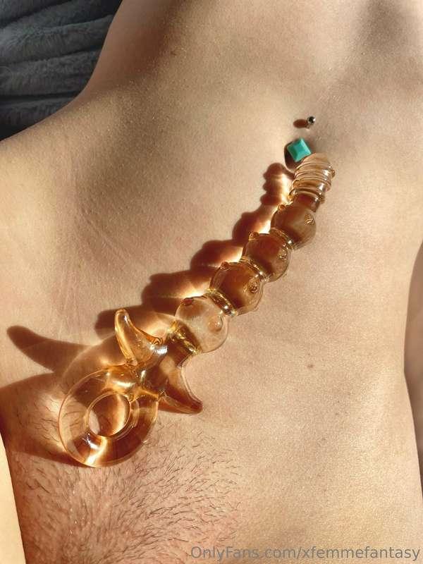 We’re selling these glass dildos and I’m in love with the pr..