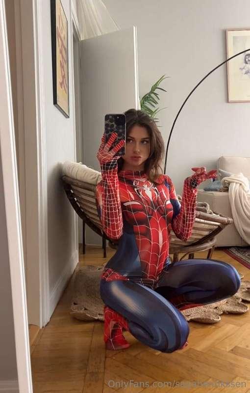 Rocking my Spider-Woman vibes 🕸️