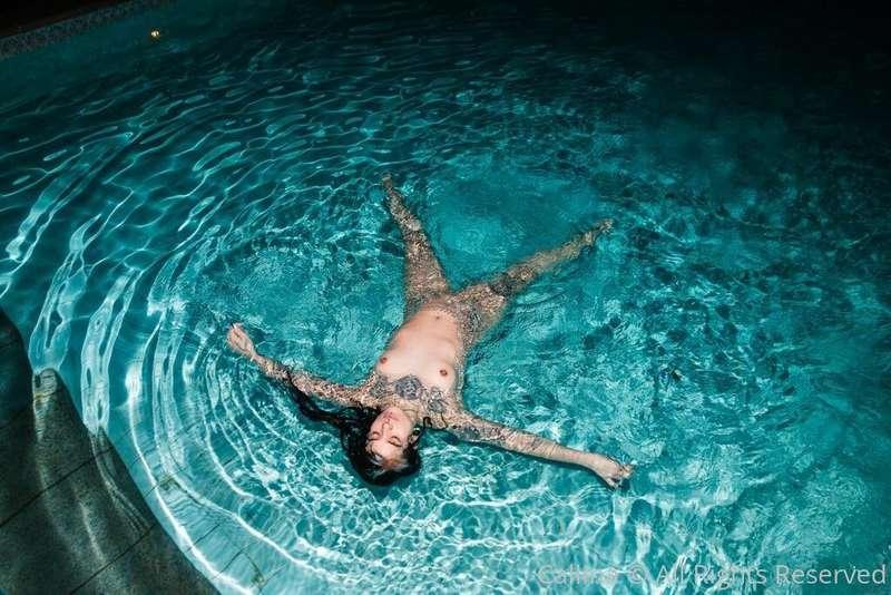 Float with me!