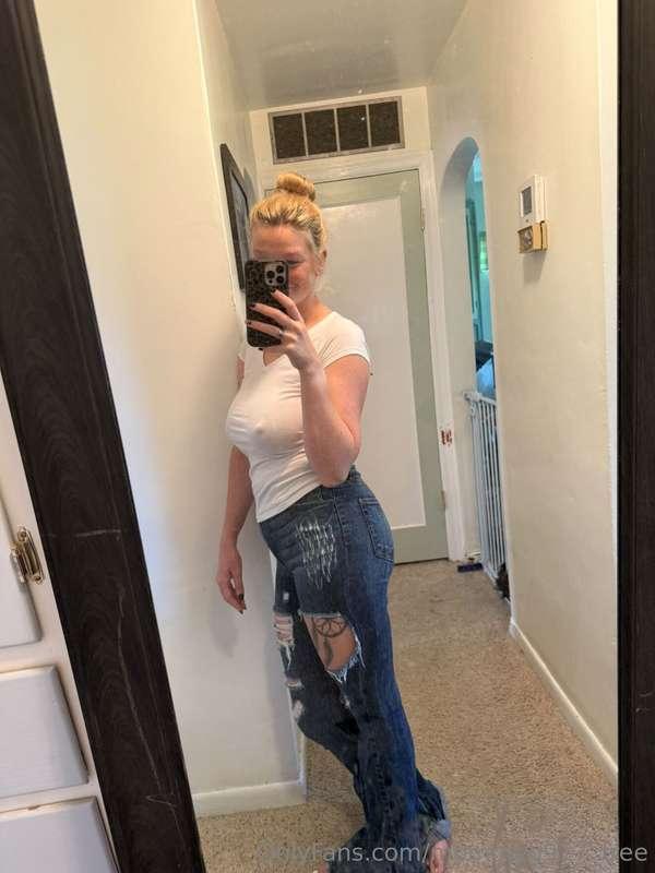 Come check out this hot country babe!  G/G content Barn cont..