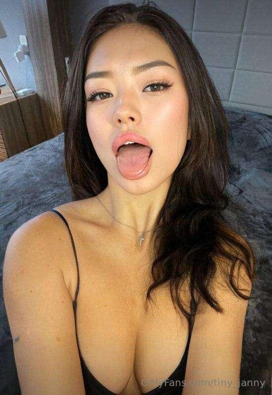 🤍FREE🤍FREE🤍FREE🤍

Sexy asian brunette with wet pussy💦 @nika_..