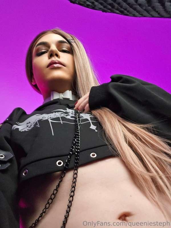 You look good down there bitch.. I normally don't share my f..