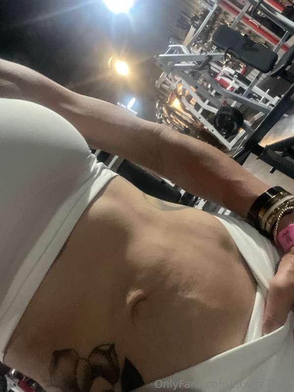 fitwife1983 image #1