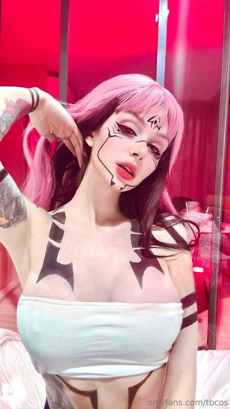 Happy new year my dear 💕✨
If you missed my very hot Sukuna p..