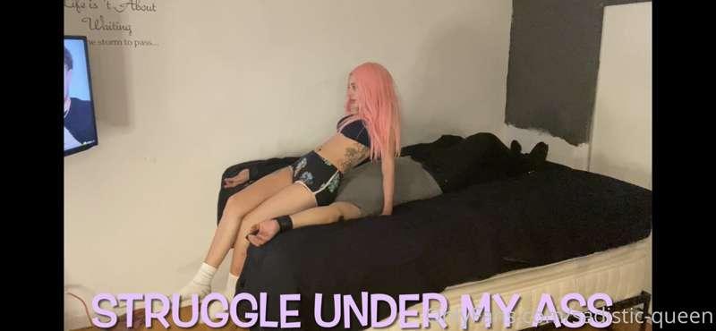 STRUGGLE Under My ASS - {HD}

I strap my slave down to the b..