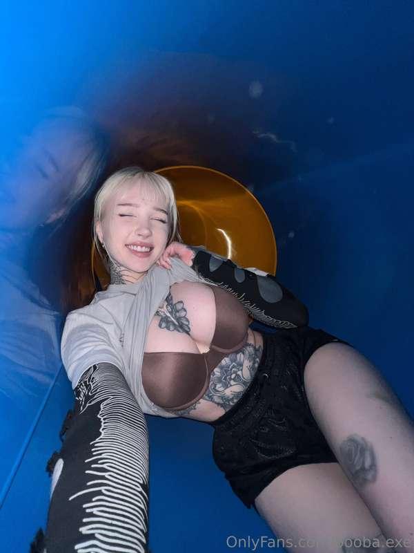 i went to adult soft play today and managed to snap some pic..