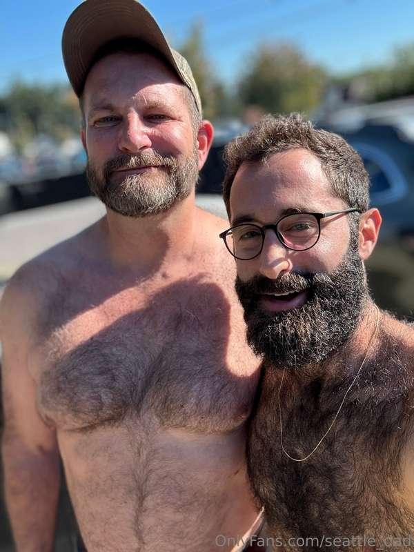 Gloryhole lovers!I have a very hot gh video coming tomorrow ..