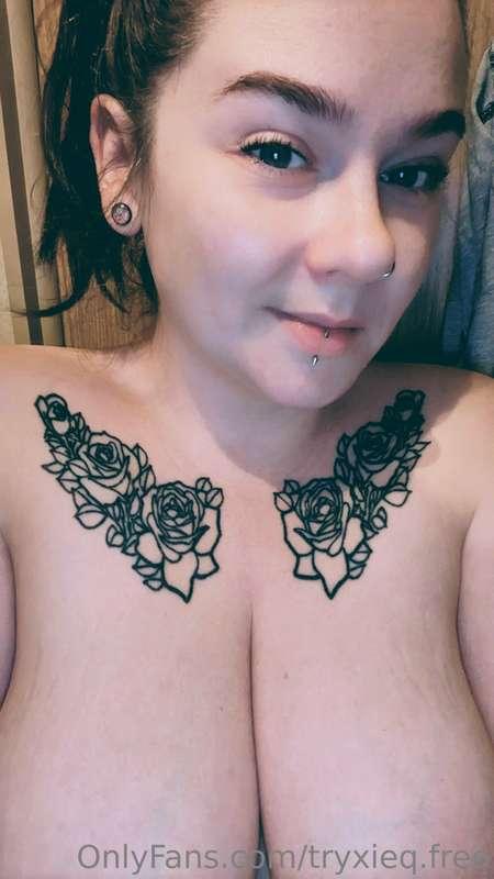 Come chat with me darling. Video cock rates $7 today only! 🍆..