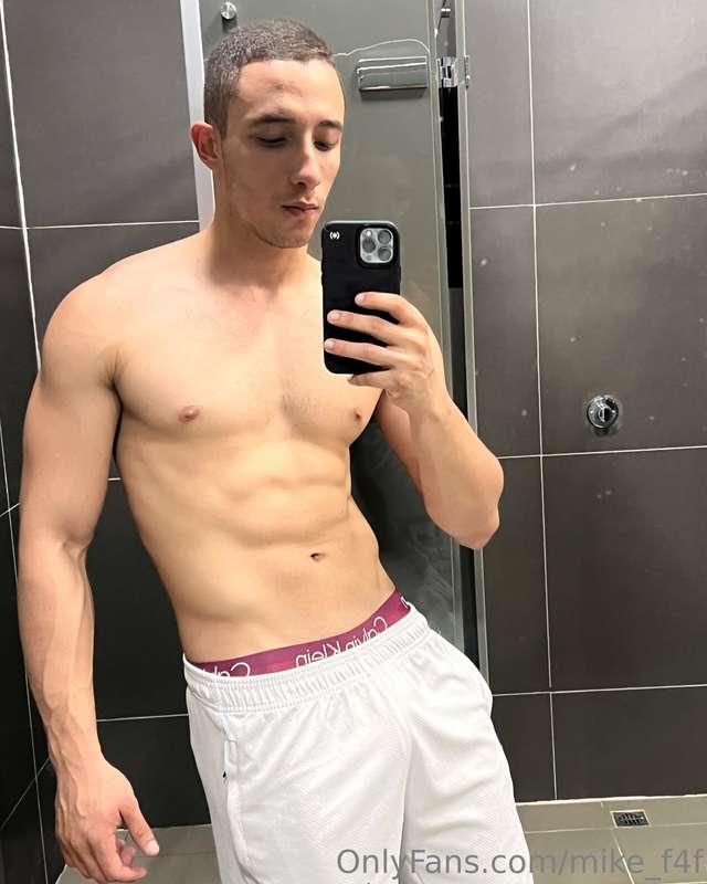 Hello 👋