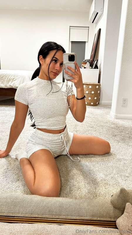 Let’s turn your thoughts into reality 😏💋