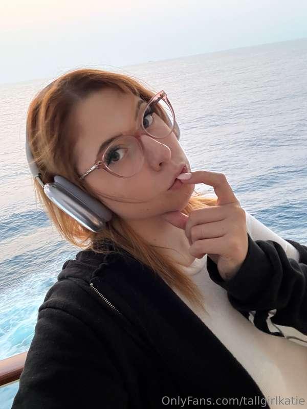 Is it the waves… or am I the one making you feel things?🌊👀