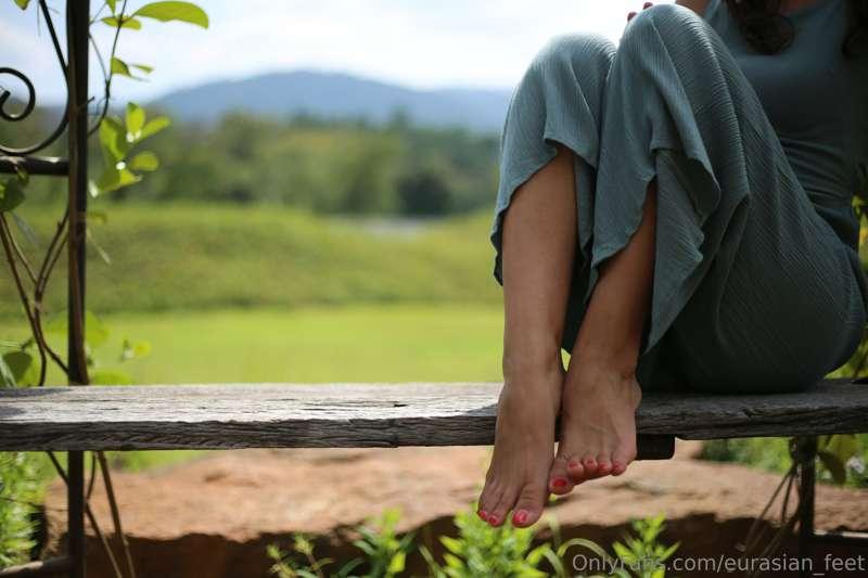 Subscribe to @eurasian_feet_vip for more! x