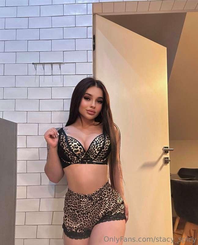 😍Are we going to keep silent or are we going to do horny thi..