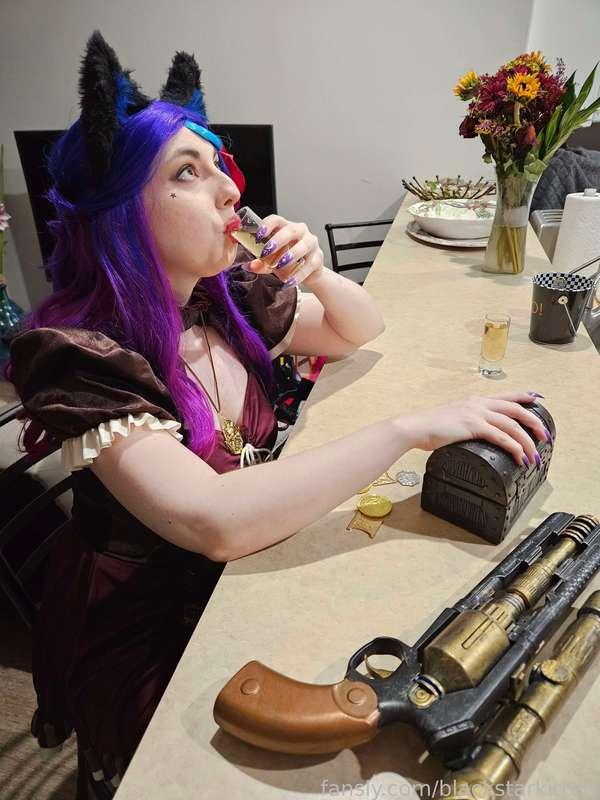 blackstarkitten image #6