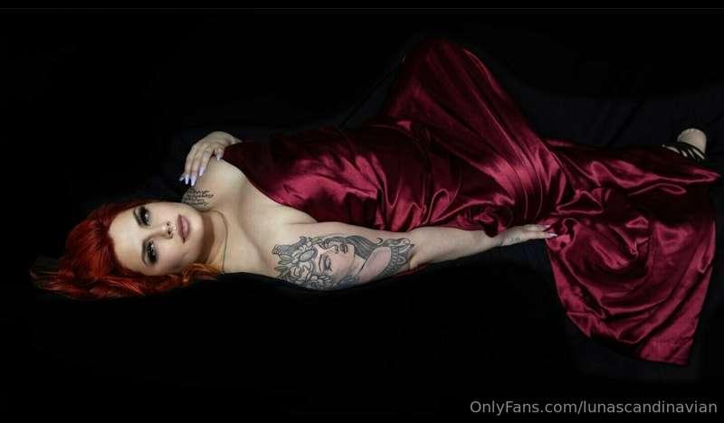 I See Red - Everybody Loves An Outlaw 🎶