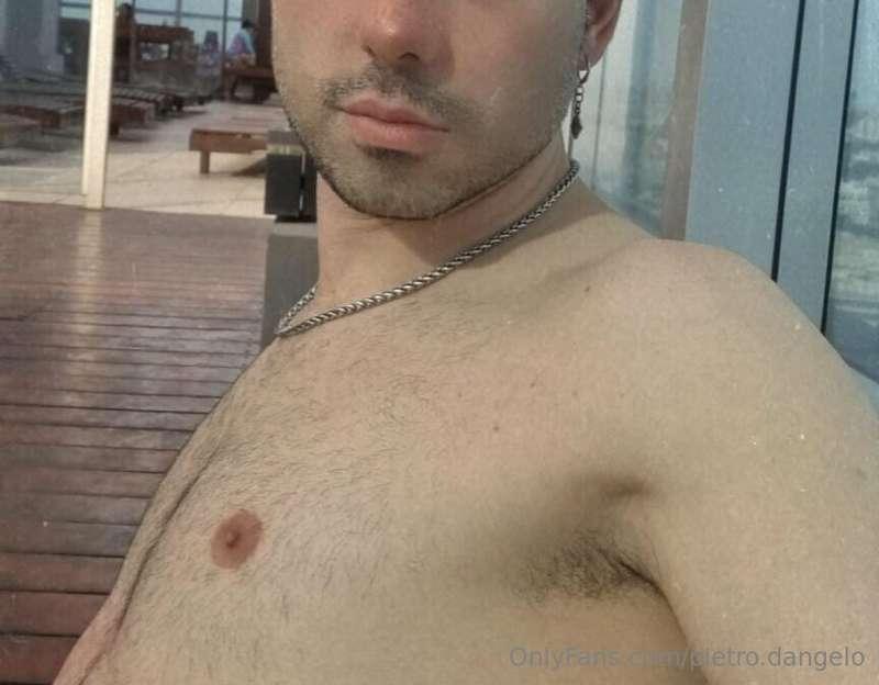 🌞 love to do something hot outside, do you like to be seeing..