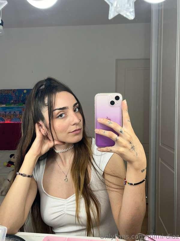 Resting bitch face be like. 😁 For real guys, I'm nice. 😘