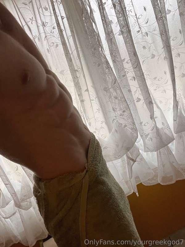 Just got out the shower🫧😉