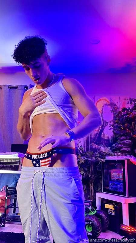zachclayton image #2