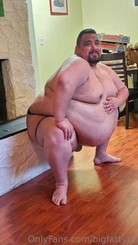 Woof! I'm so heavy and flabby! Soft and cuddle...horny and h..