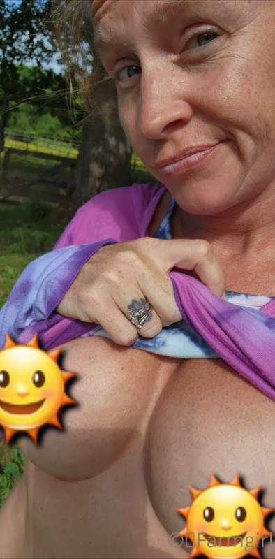 Farm chores this morning Titty Tuesday 😋