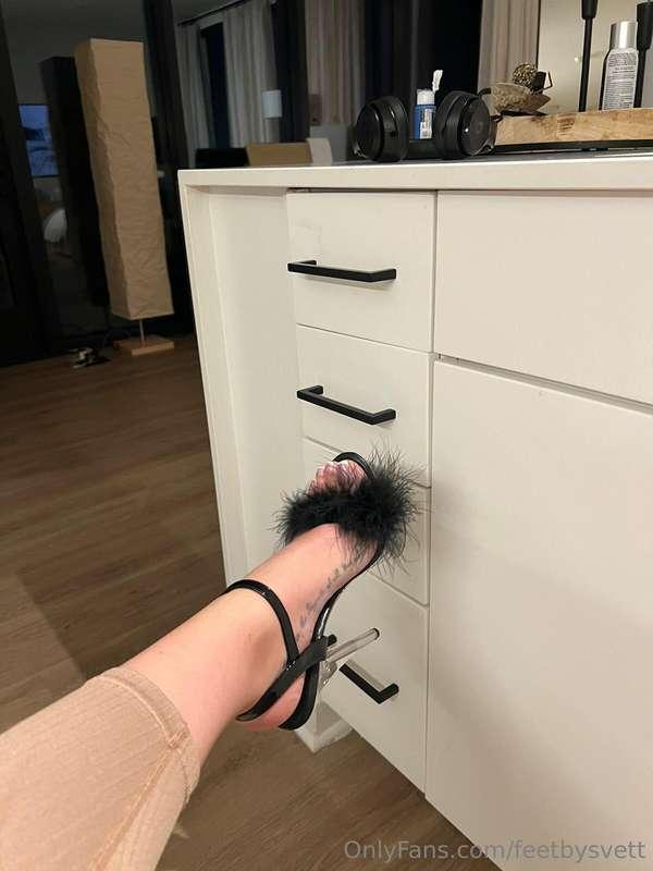 Do you like it when I wear heels?