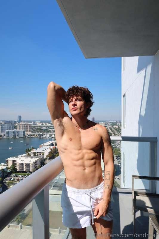 Doing my birthday live on this account 6pm PST Saturday 5th ..