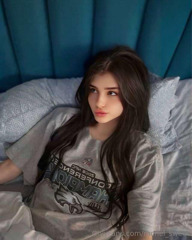 ✨ A perfect body 😍, beautiful vibes 💫, and just a bit of mad..